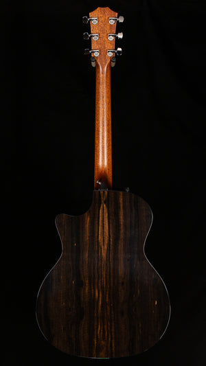 2020 New Old Stock Taylor E14ce V-Class (095)