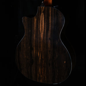 2020 New Old Stock Taylor E14ce V-Class (095)