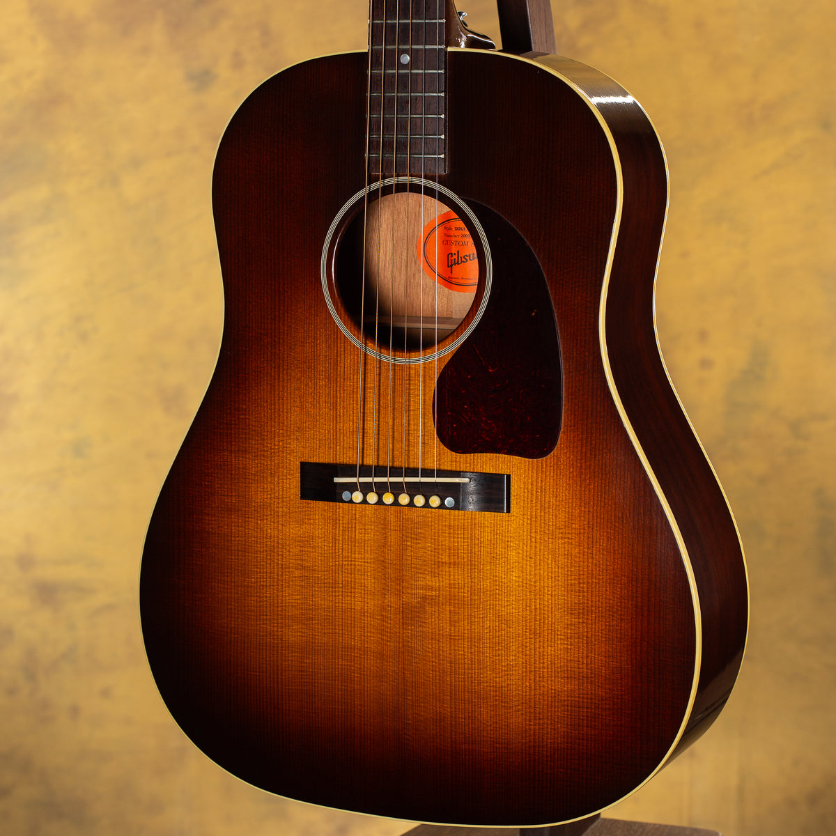 2022 Gibson Custom Shop Early 40's J-45 Historic Legend Vintage Sunburst
