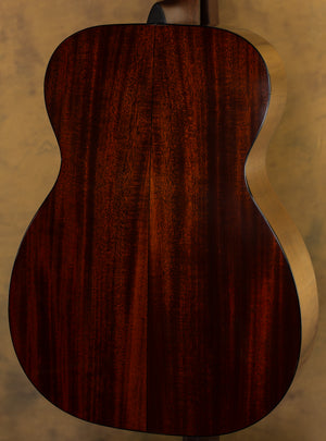 2016 Martin Custom Shop 00 Sinker Mahogany