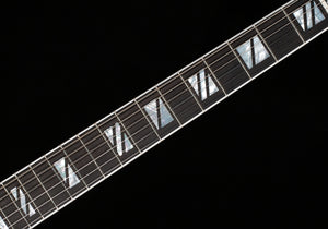 Gibson Les Paul Modern Supreme Ebony (083)
