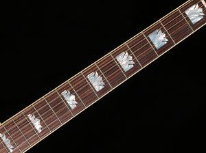 Gibson Custom Shop 1957 SJ-200 Vintage Sunburst (032)