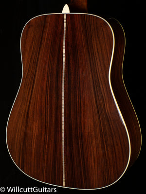 Martin D-28 NAMM Show Special Microburst 2024 Spec (960)