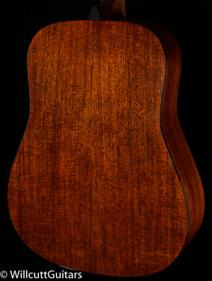 Martin D-18 (974)