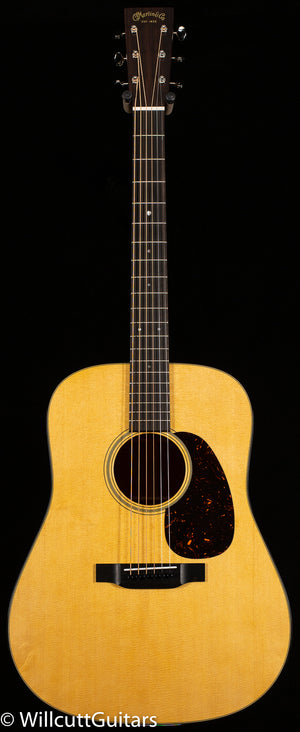 Martin D-18 (591)