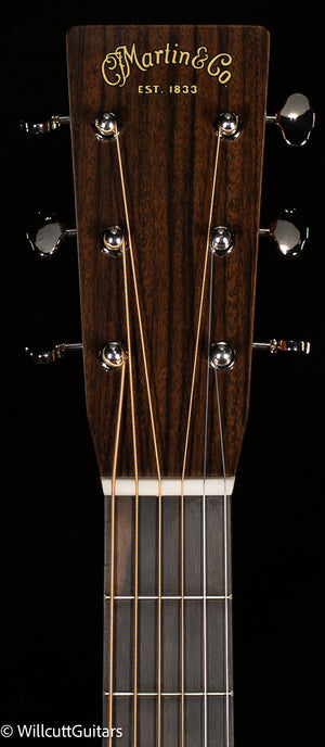 Martin HD-28 (550) STORE DEMO