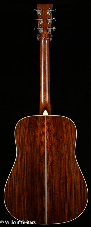 Martin HD-28 2024 Spec (584)