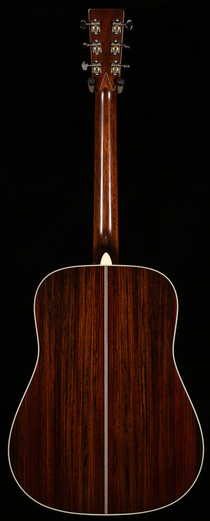 Martin HD-28 (240)