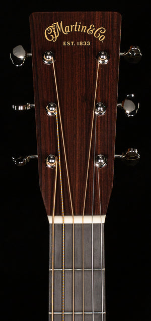 Martin Custom Shop 28 Style Dreadnought Willcutt Exclusive Large Soundhole Adirondack (258)