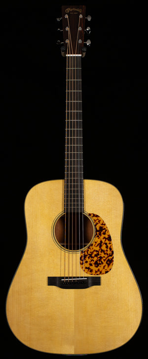 Martin Custom Shop 18 Style Dreadnought Willcutt Exclusive Large Soundhole Adirondack (801)
