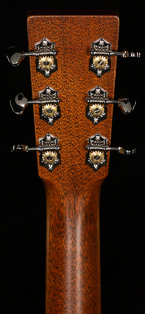 Martin Custom Shop 18 Style Dreadnought Willcutt Exclusive Large Soundhole Adirondack (805)