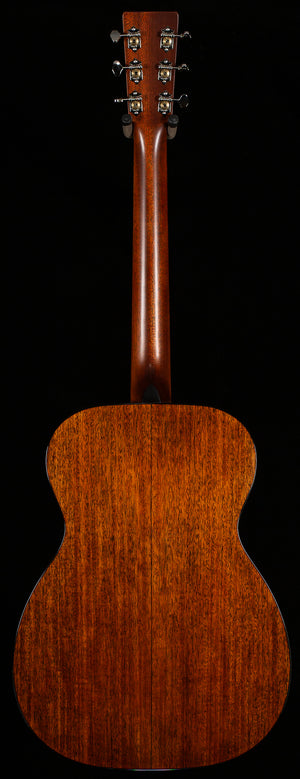 Martin 00-18 2024 Spec (365)