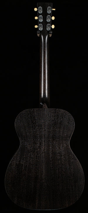 Martin 000-17E Black Smoke (643)