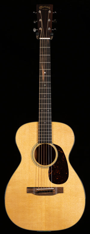Martin 0-18 Reimagined (282)