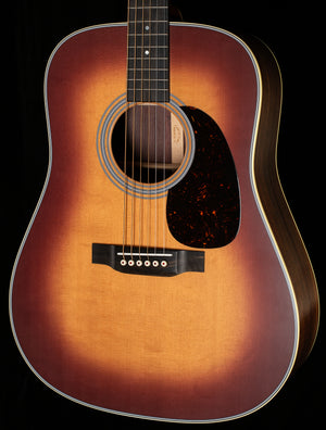 Martin D-28 Satin Amberburst 2024 Spec (103)