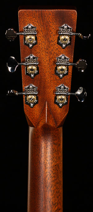 Martin D-28 Satin Amberburst 2024 Spec (103)