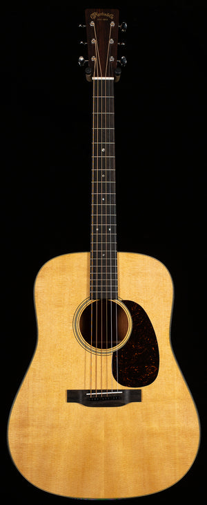 Martin D-18 Satin 2024 Spec (700)