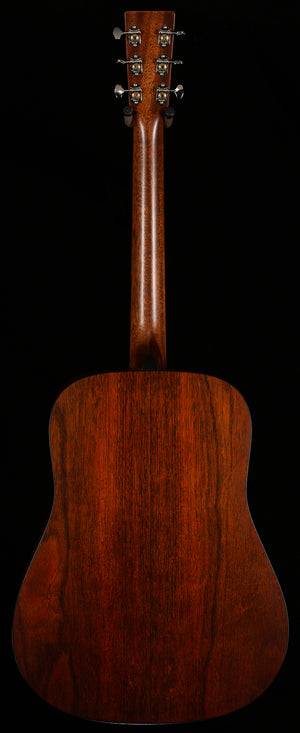 Martin D-18 Satin 2024 Spec (700)