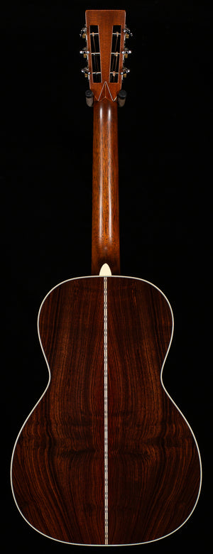 Martin Custom Shop Willcutt Exclusive 0 12 Fret Style 28 Wild Grain East Indian Rosewood (026)
