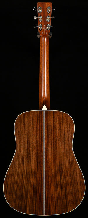 Martin HD-28 Sunburst 2025 Spec (226)