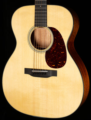 Martin 000-18 2025 Spec (326)