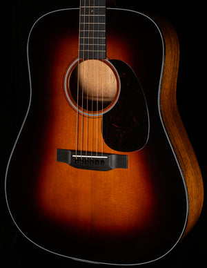Martin D-18 Sunburst 2025 Spec (468)