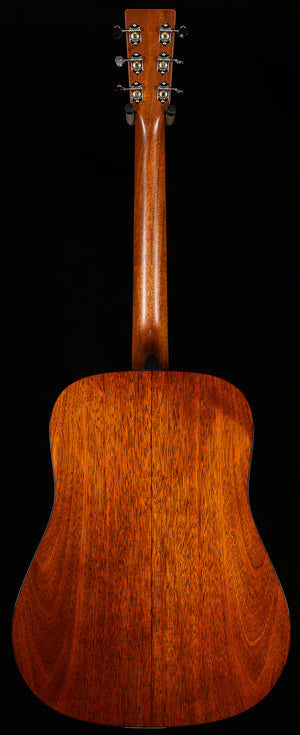 Martin D-18 Ambertone 2025 Specs (439)