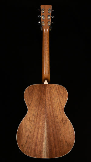 Martin Custom Shop 000 Black Walnut w/European Flame Maple Binding (497)