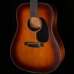 Martin Custom Shop D-18 Authentic 1937 Ambertone Stage 1 Aging (045)