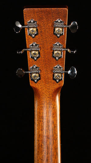 Martin Custom Shop Willcutt Exclusive Dreadnought 18 Style Large Sound Hole Adirondack/Mahogany (478)