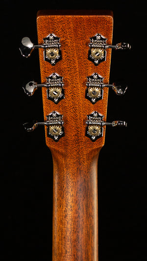 Martin Custom Shop Willcutt Exclusive Dreadnought 18 Style Large Sound Hole Adirondack/Mahogany (479)