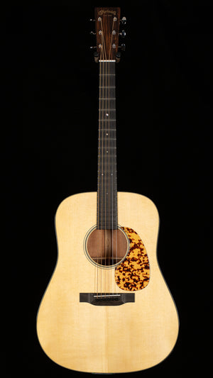 Martin Custom Shop Willcutt Exclusive Dreadnought 18 Style Large Sound Hole Adirondack/Mahogany (481)