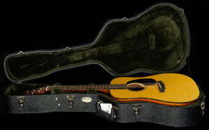 Martin D-18 (903)