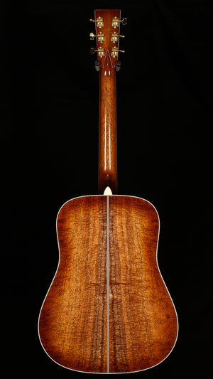 Martin Custom Shop Willcutt Exclusive D-42 Style Exceptional Broad Figure Koa/Adirondack (297)