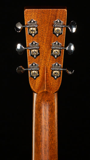 Martin OM-28 (216)
