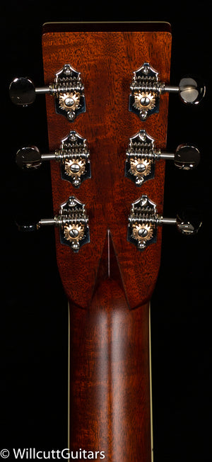 Santa Cruz OM Adirondack Spruce (082)