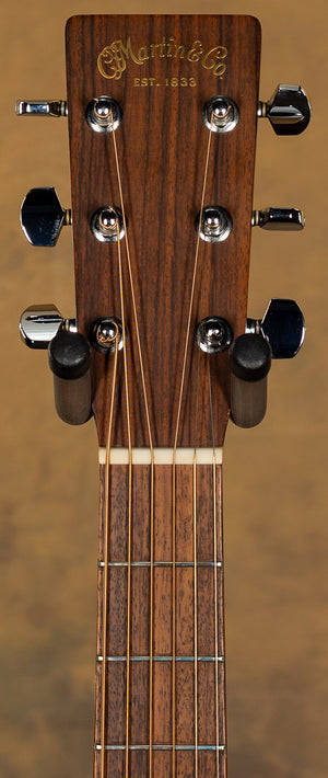 Martin OM-21
