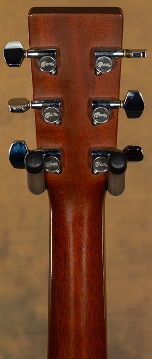 Martin OM-21