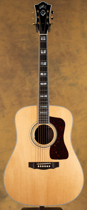 2022 Guild D-55e Natural