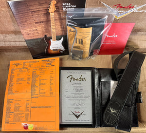 Fender Custom Shop 1957 Stratocaster Heavy Relic Aged Fiesta Red (670)