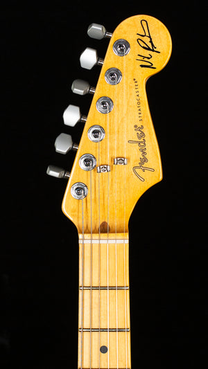 Fender Nile Rodgers Hitmaker Stratocaster Maple Fingerboard Olympic White New Old Stock Demo (352)