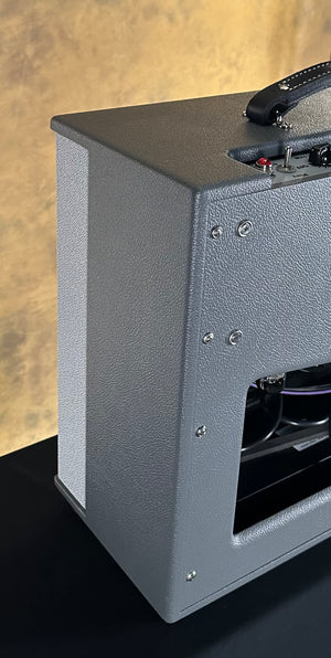 Carr Telstar Grey 1x12