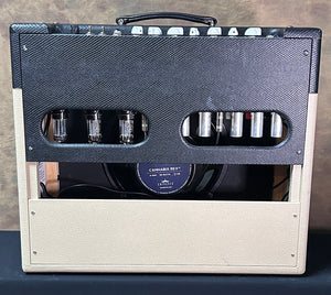 Victoria Silver Sonic 1x12
