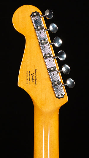 Fender Squier Classic Vibe '60s Stratocaster Laurel Fingerboard 3-Color Sunburst (182)