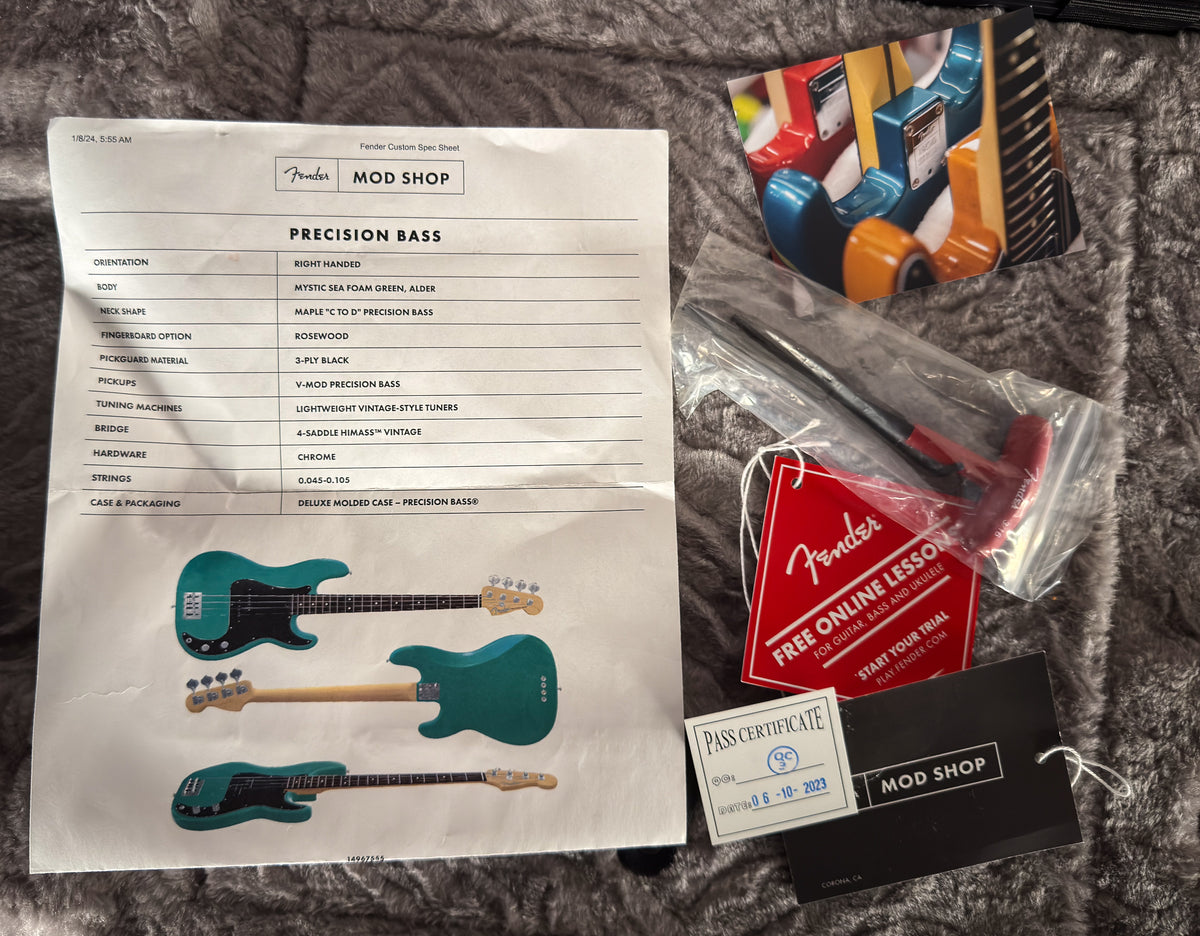 2024 Fender Mod Shop US Precision Bass Mystic Sea Foam Green