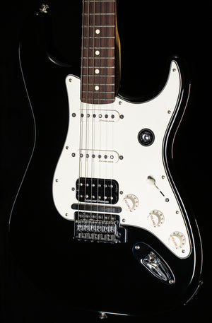 Fender Deluxe Stratocaster HSS w/ Fishman Triple Play