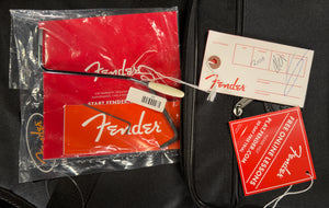 Fender Deluxe Strat Sapphire Blue Transparent New Old Stock (777)