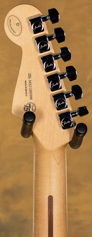 2021 Fender LTD Players Stratocaster Surf Pearl Maple