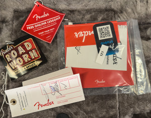 Fender Limited Edition Vintera II Road Worn '60s Telecaster Rosewood Fingerboard Burgundy Mist Metallic (941)