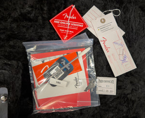 Fender Limited Edition Vintera II Road Worn '50s Jazzmaster Rosewood Fingerboard 3-Color Sunburst (581)